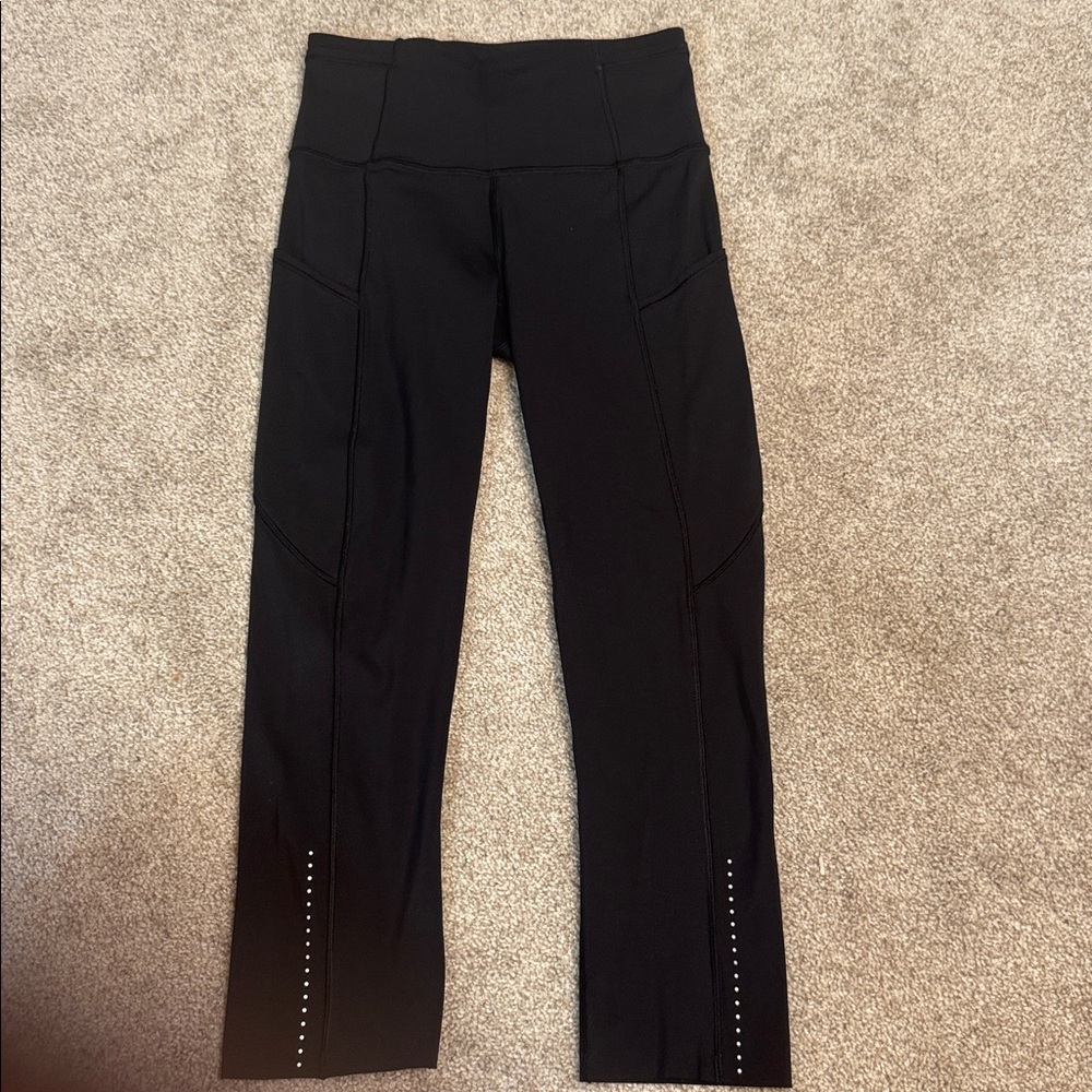 Black High-Waisted crop Leggings